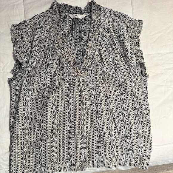 Joie Monochrome Patterned Ruffle Blouse - Picture 1 of 2